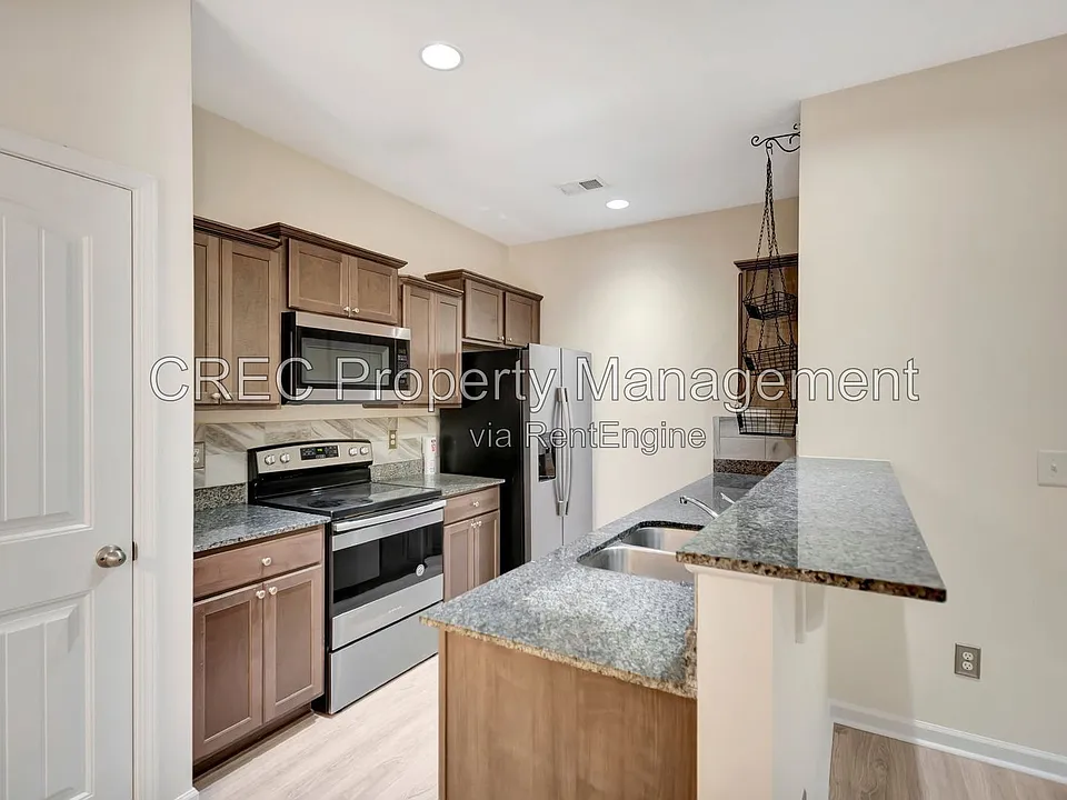 140 Buchanan Cir