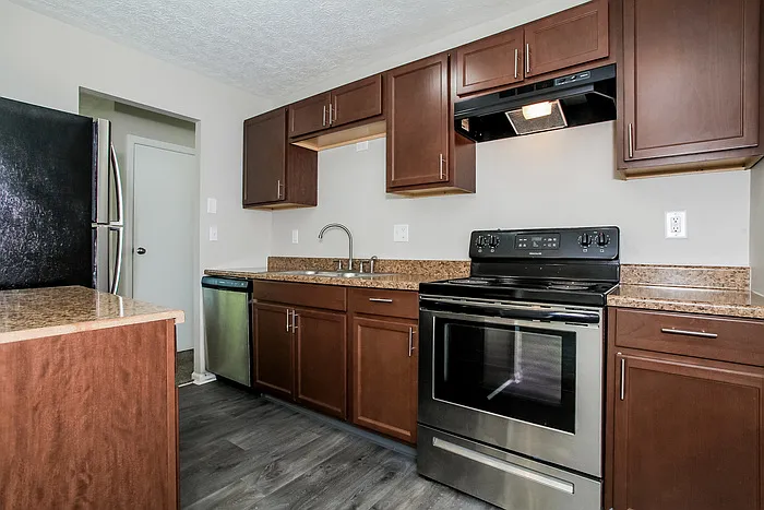 424 Merravay Dr — Photo 4