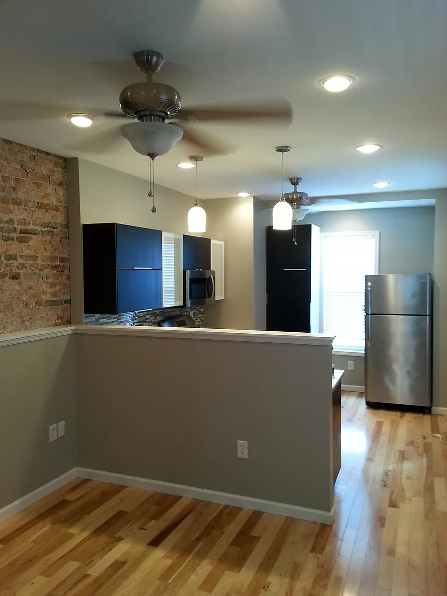 Building Photo - 1209 S 2nd St #2