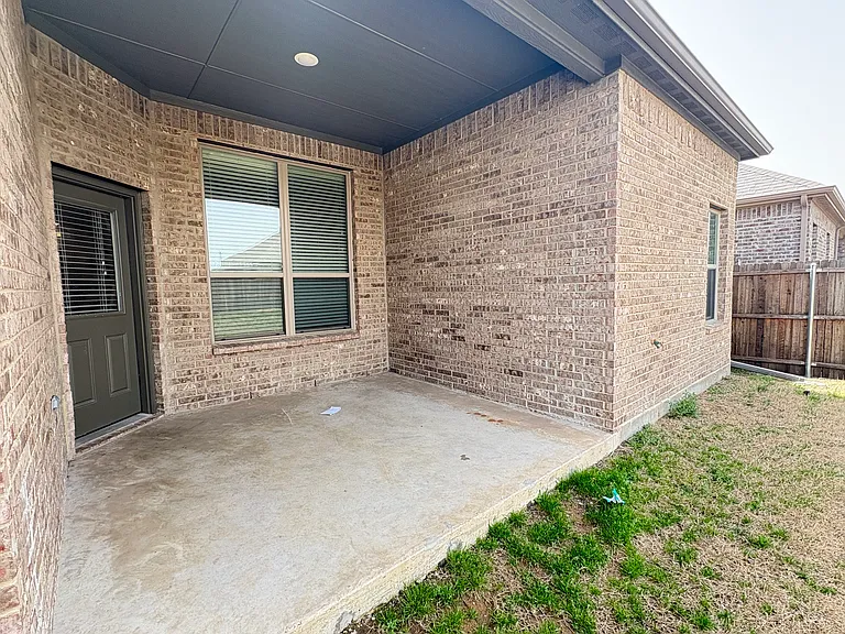 2817 Bobcat Dr — Photo 17