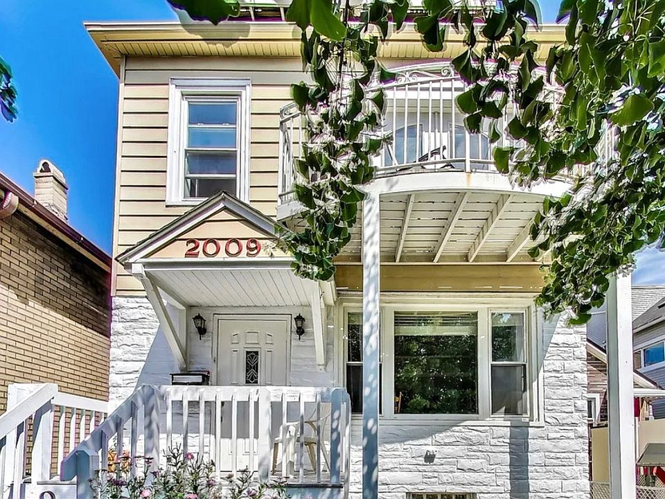 1st image of 2009 N Bingham St #1