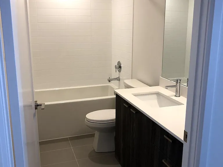27 Bathurst St #1214W — Photo 5