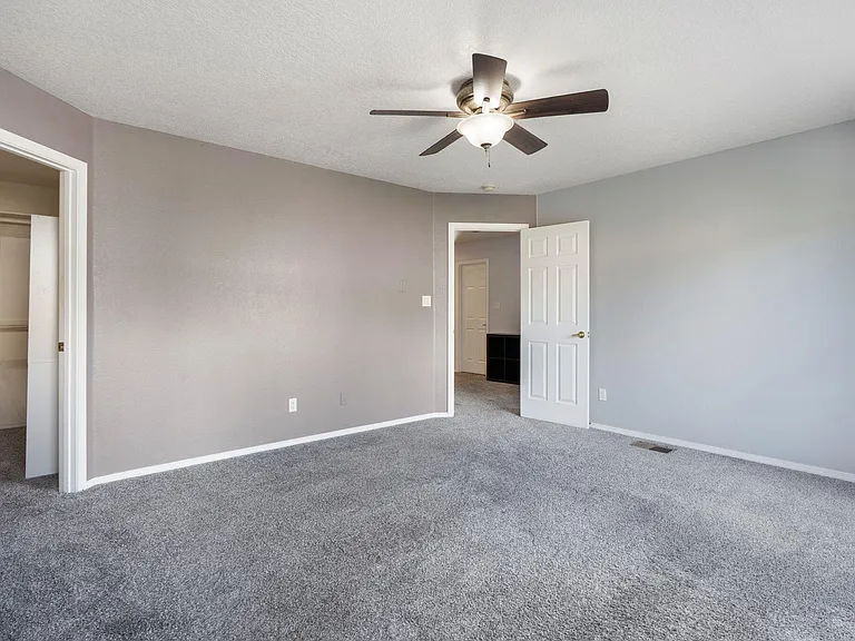 1740 Black Gold St SE — Photo 28