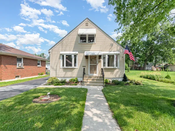 1412 Nicholson St, Joliet, IL 60435