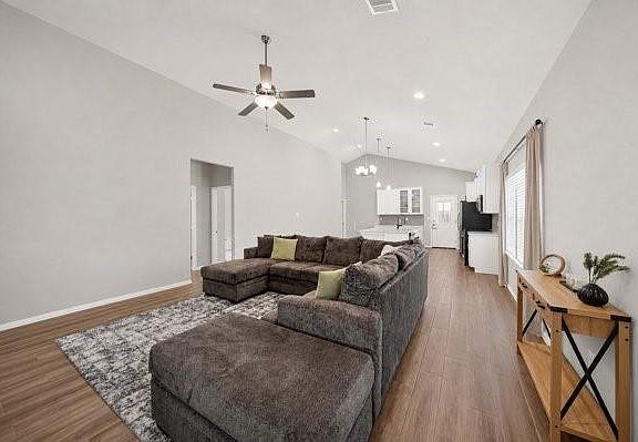2nd image of 21523 Cypress Juniper Dr
