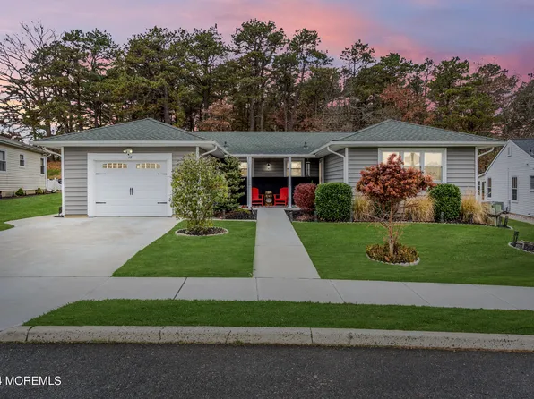 15 Redhook Bay Drive, Berkeley, NJ 08721