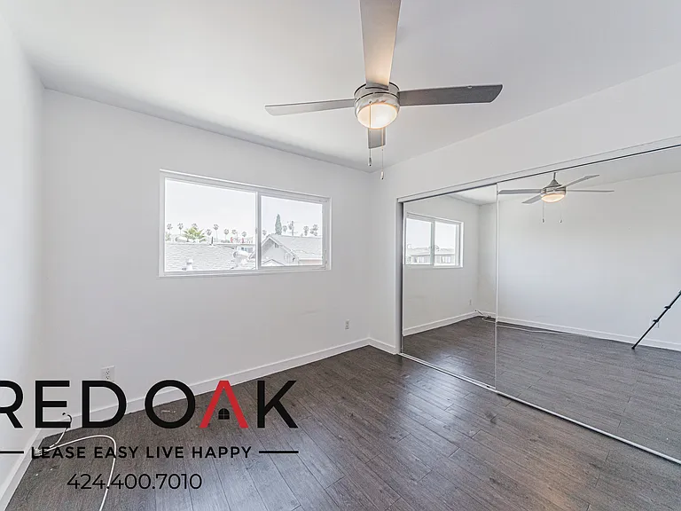 902 N Normandie Ave #7 — Photo 9