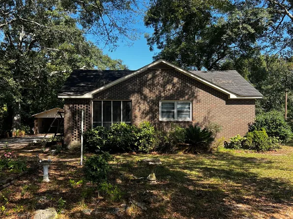 107 Vineyard Rd, Griffin, GA 30223