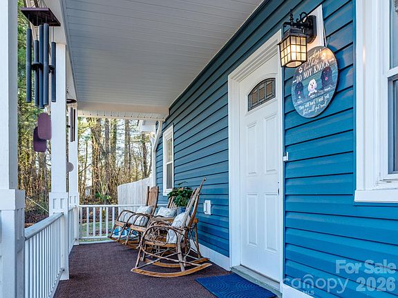 2nd image of 29 White Oak Rd