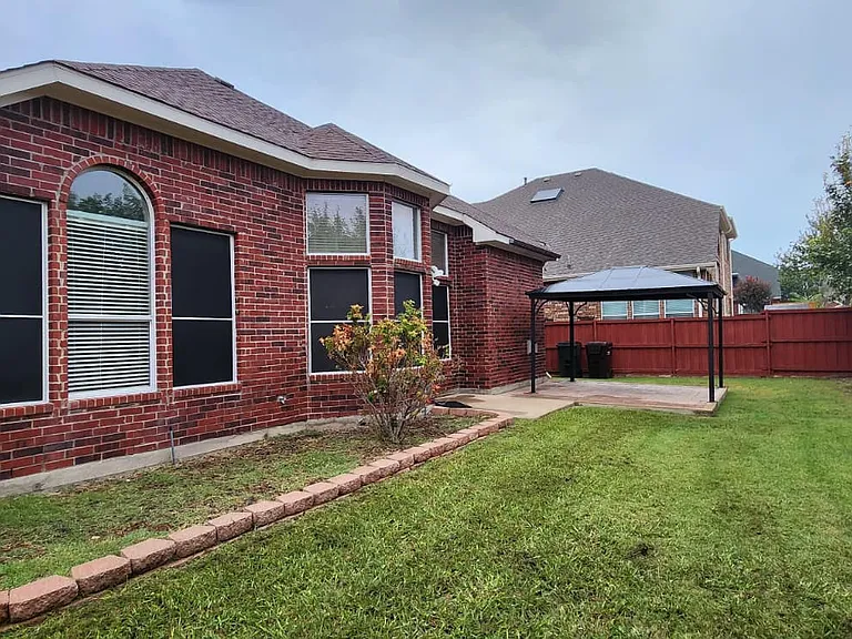 5708 Seneca Dr — Photo 18