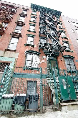 Rented by Red Sparrow Realty Group | media 24