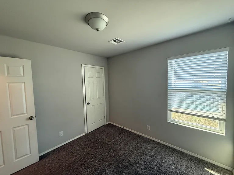 2800 E Quincy St — Photo 11