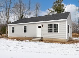72 Grammar St, Sanford, ME 04073