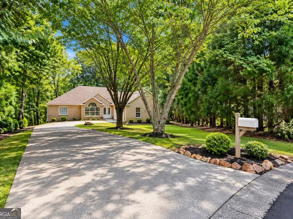 305 Michael Cir, Canton, GA 30114