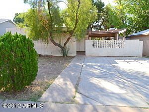 2nd image of 1033 E Nielson Ave