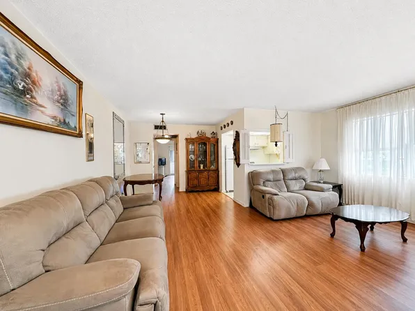 229 Dorchester J, West Palm Beach, FL 33417