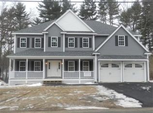10 Chester Ave, Burlington, MA 01803