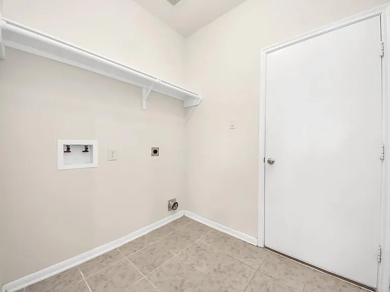 19403 Tinway Ct — Photo 40