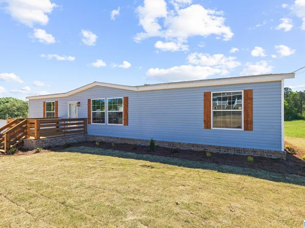 330 Saint Smith Cir, Cropwell, AL 35054