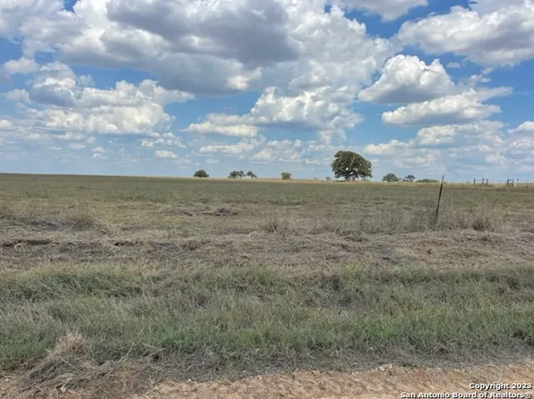01 County Road 232 LOT 01, Floresville, TX 78114