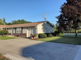 1501 Avon Pl, Huntington, IN 46750
