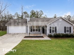 5183 Sagewood Dr, Flowery Branch, GA 30542