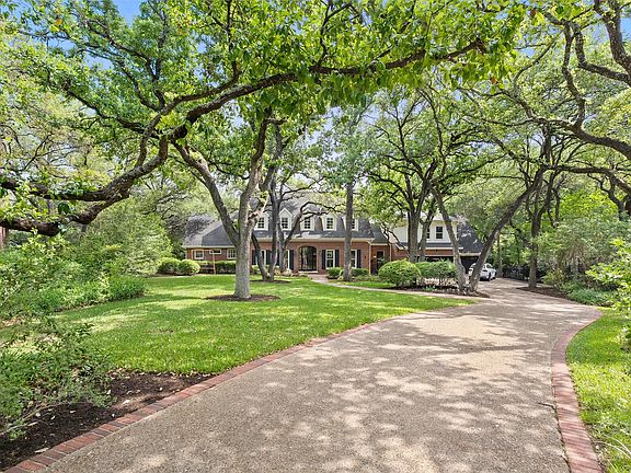 4th image of 2601 Buckminster Ct