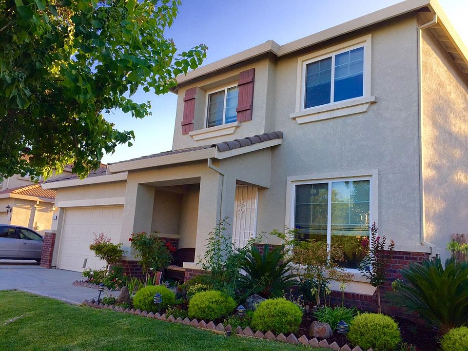 1st image of 8833 Vernaccia Ln