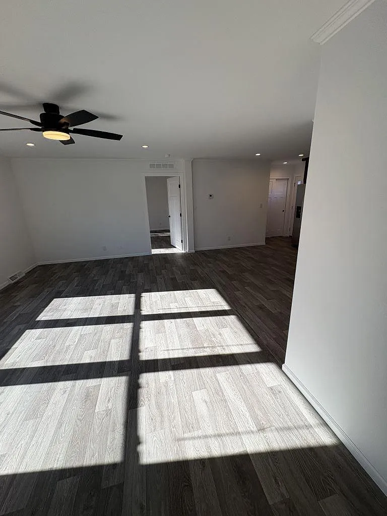 2 bed, 2.0 bath, 1147 sqft, $1,457 — Photo 3