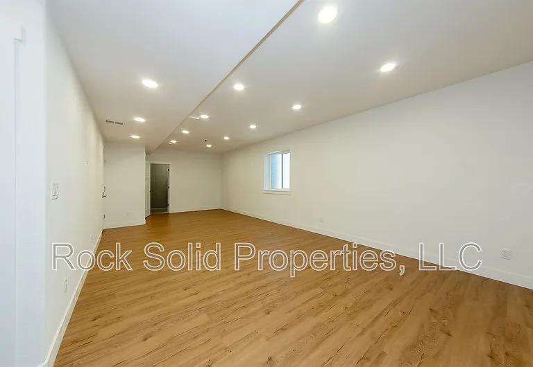 3519 Blue Feather Trl — Photo 28