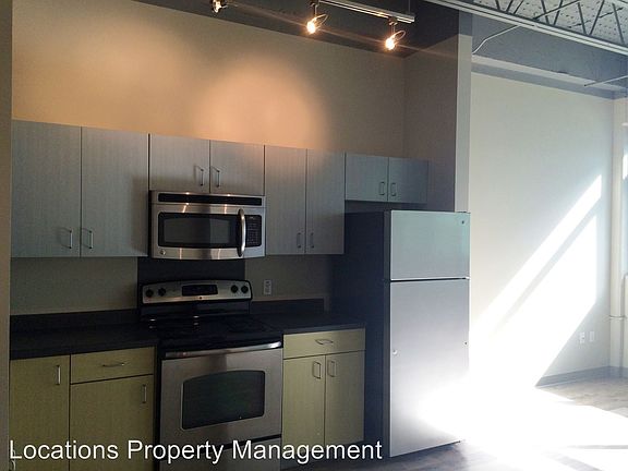 5th image of 680 Ala Moana Blvd APT 215