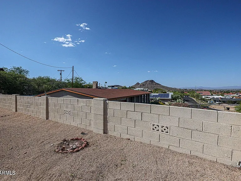 1740 E Camino Del Santo — Photo 28