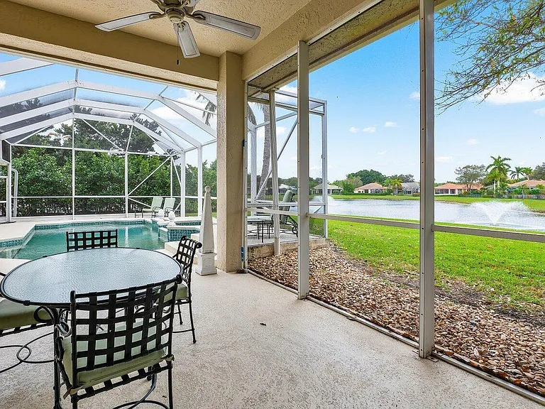 3 Bermuda Lake Dr — Photo 5