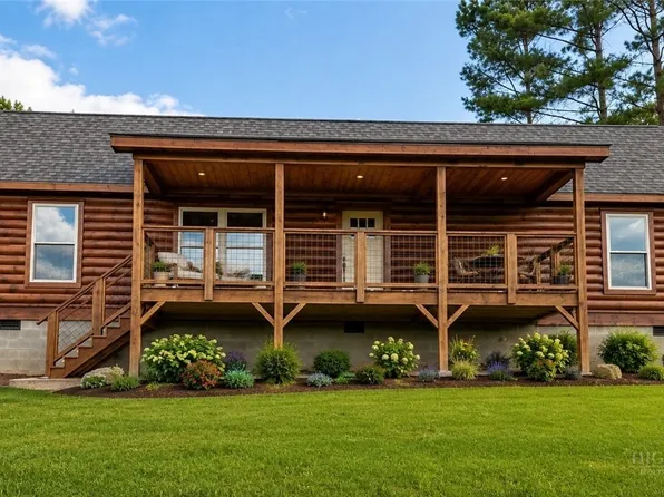 608 Willowbend Lane, Jefferson, NC 28640