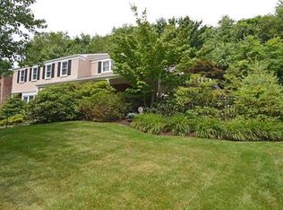 118 Crofton Dr, Pittsburgh, PA