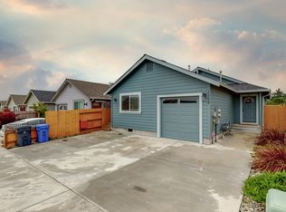1954 Sagewood Way, McKinleyville, CA 95519