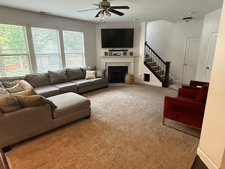 8608 Knollwood Cir — Photo 6