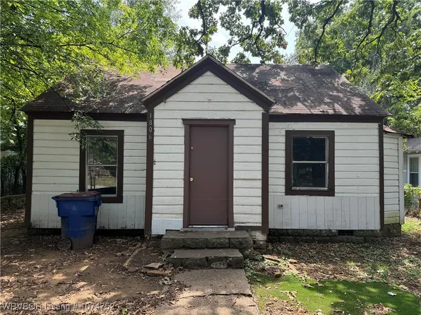 1806 S Q St, Fort Smith, AR 72901