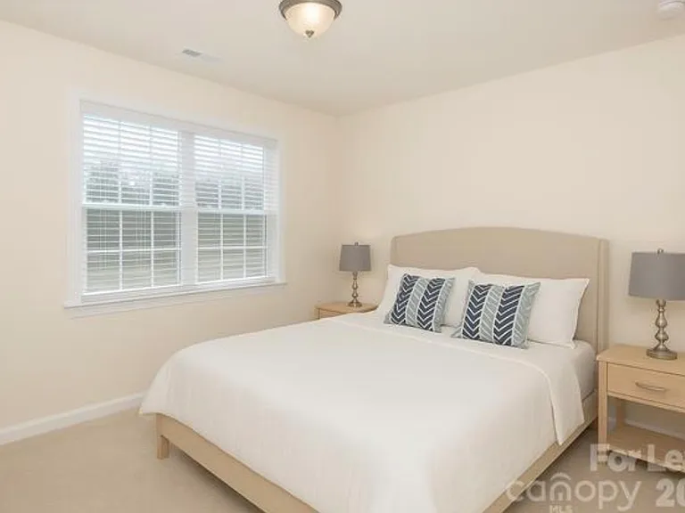 18517 Boulder Rock Loop — Photo 17