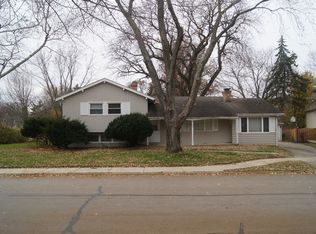 727 Wehrli Dr, Naperville, IL 60540