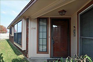 2nd image of 1740 Liberty Ln