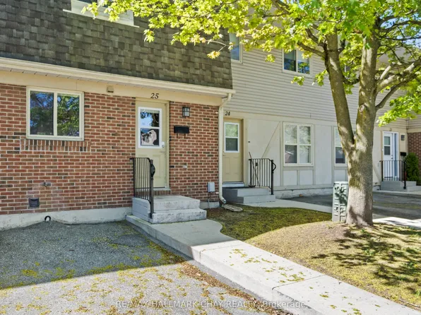 177 Bayview Dr #25, Barrie, ON L4N 4Y6