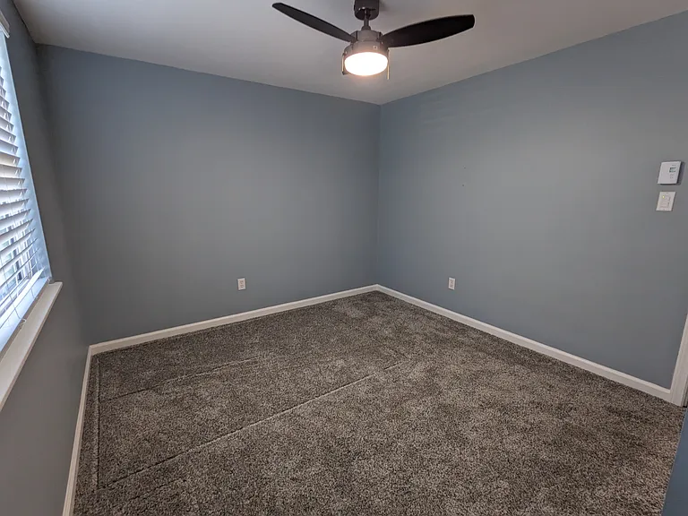 4571 Roundtree Rd — Photo 10