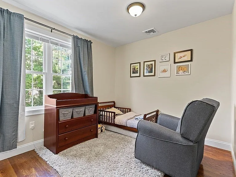 214 Shaw St — Photo 22