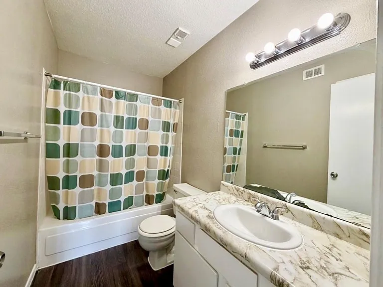 9350 Country Creek Dr #31 — Photo 5