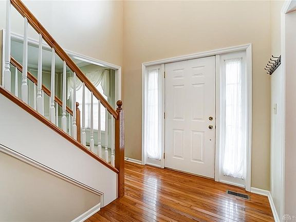 5th image of 40 Wood Creek Ct
