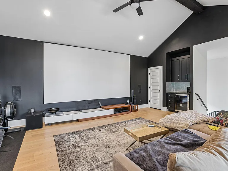 7021 Cielo Azul Pass — Photo 19