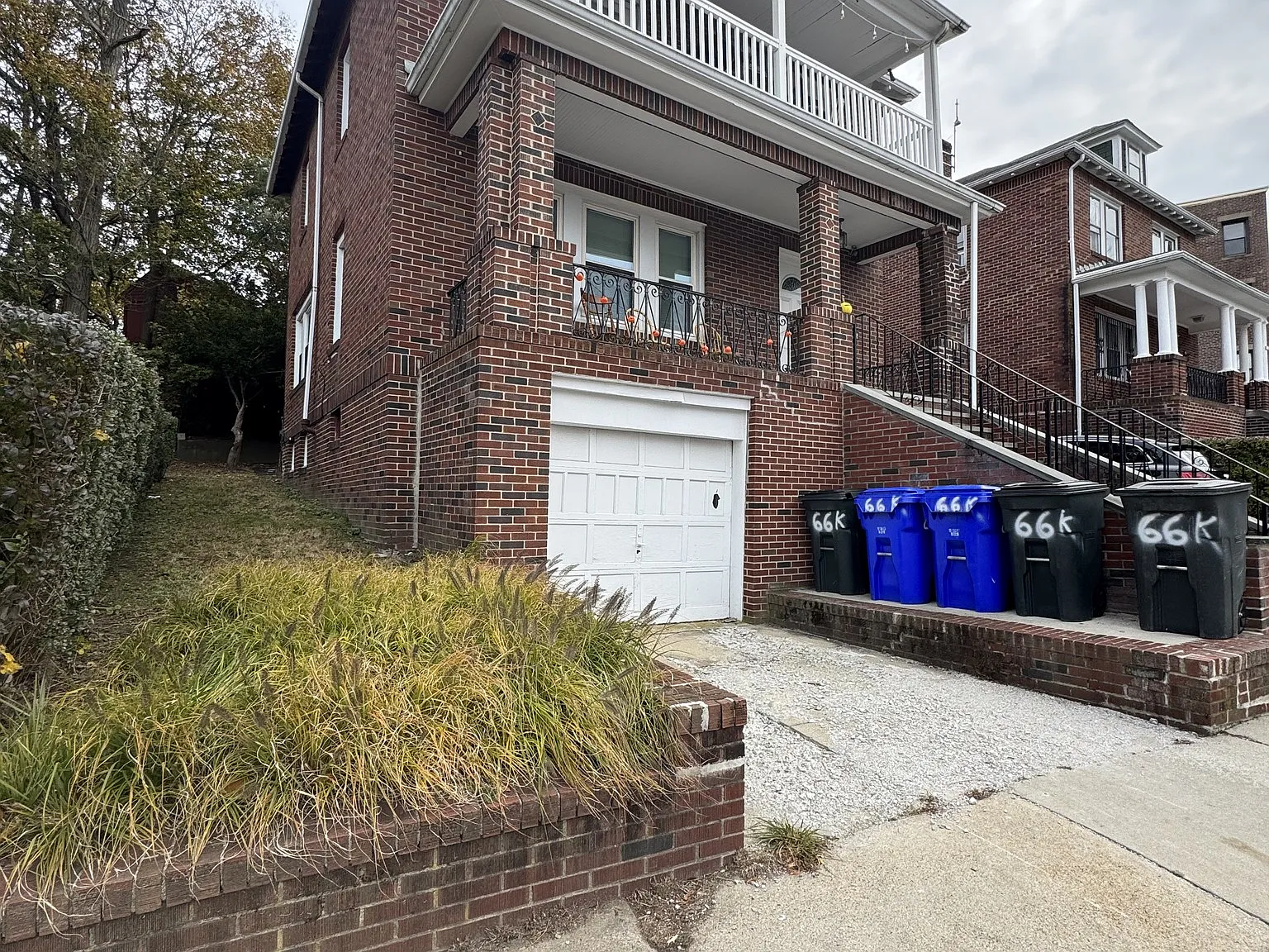 5 bed, 2.0 bath, $9,000 — Photo 2
