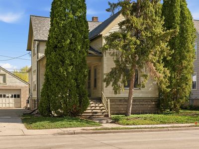 129 E Johnson St, Fond Du Lac, WI, 54935