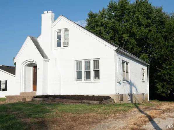 211 Springfield Rd, Owensville, MO 65066